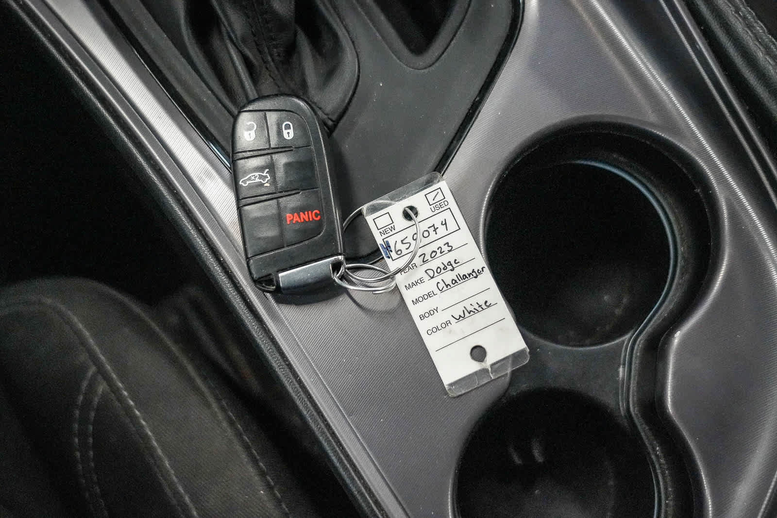 Used 2023 Dodge Challenger SXT RWD image 21