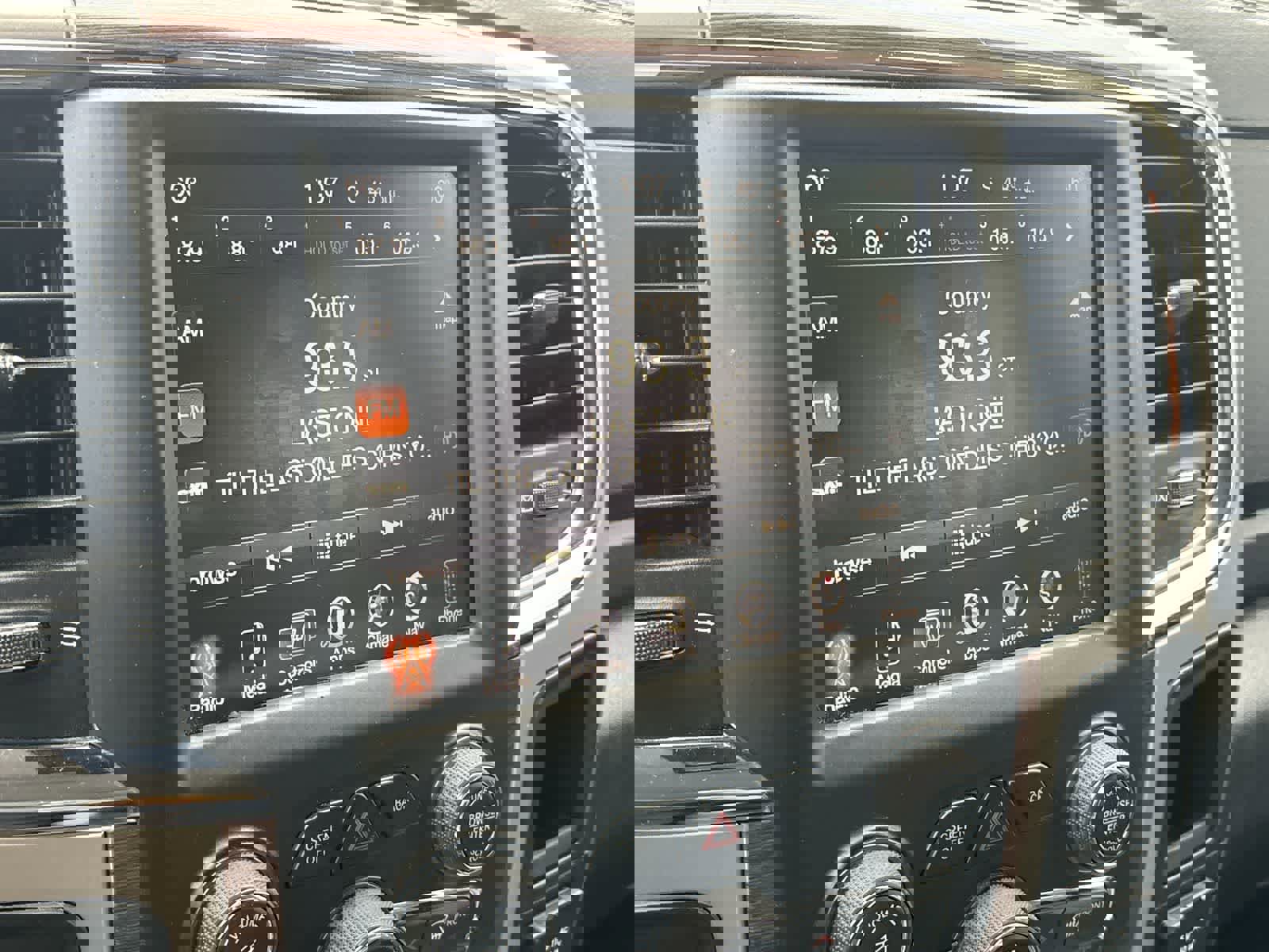 Used 2015 RAM 2500 Laramie w/ Protection Group image 10