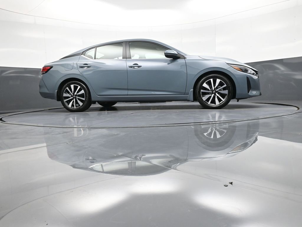 Used 2024 Nissan Sentra SV w/ SV Premium Package FWD image 28