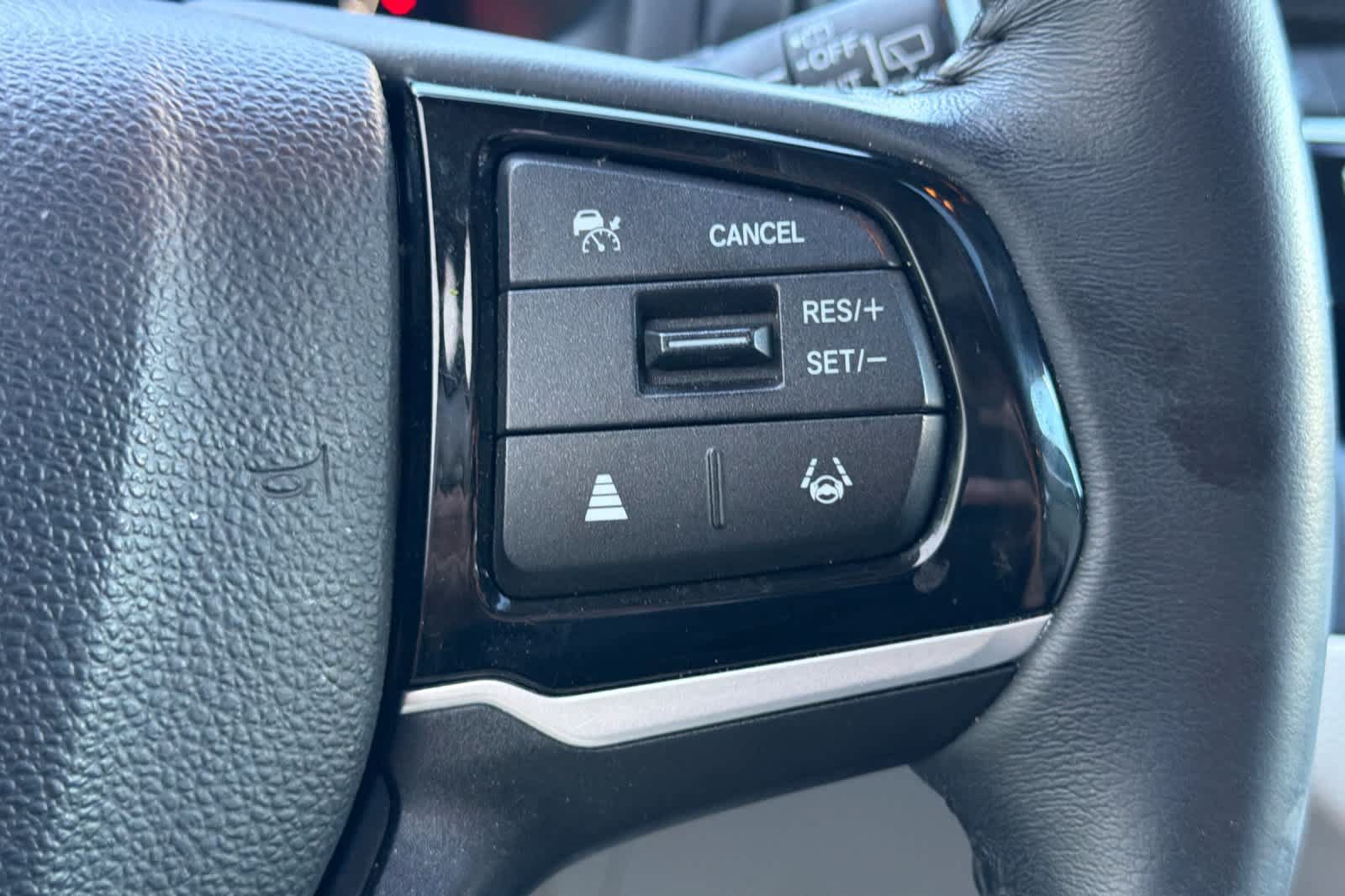 Used 2025 Honda Odyssey EX-L image 27