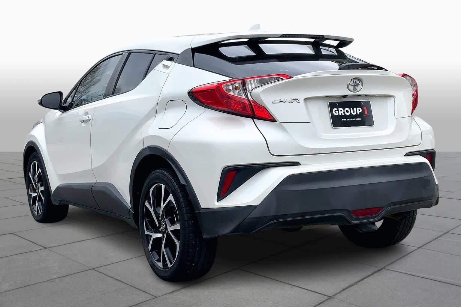 Used 2018 Toyota C-HR XLE FWD image 12