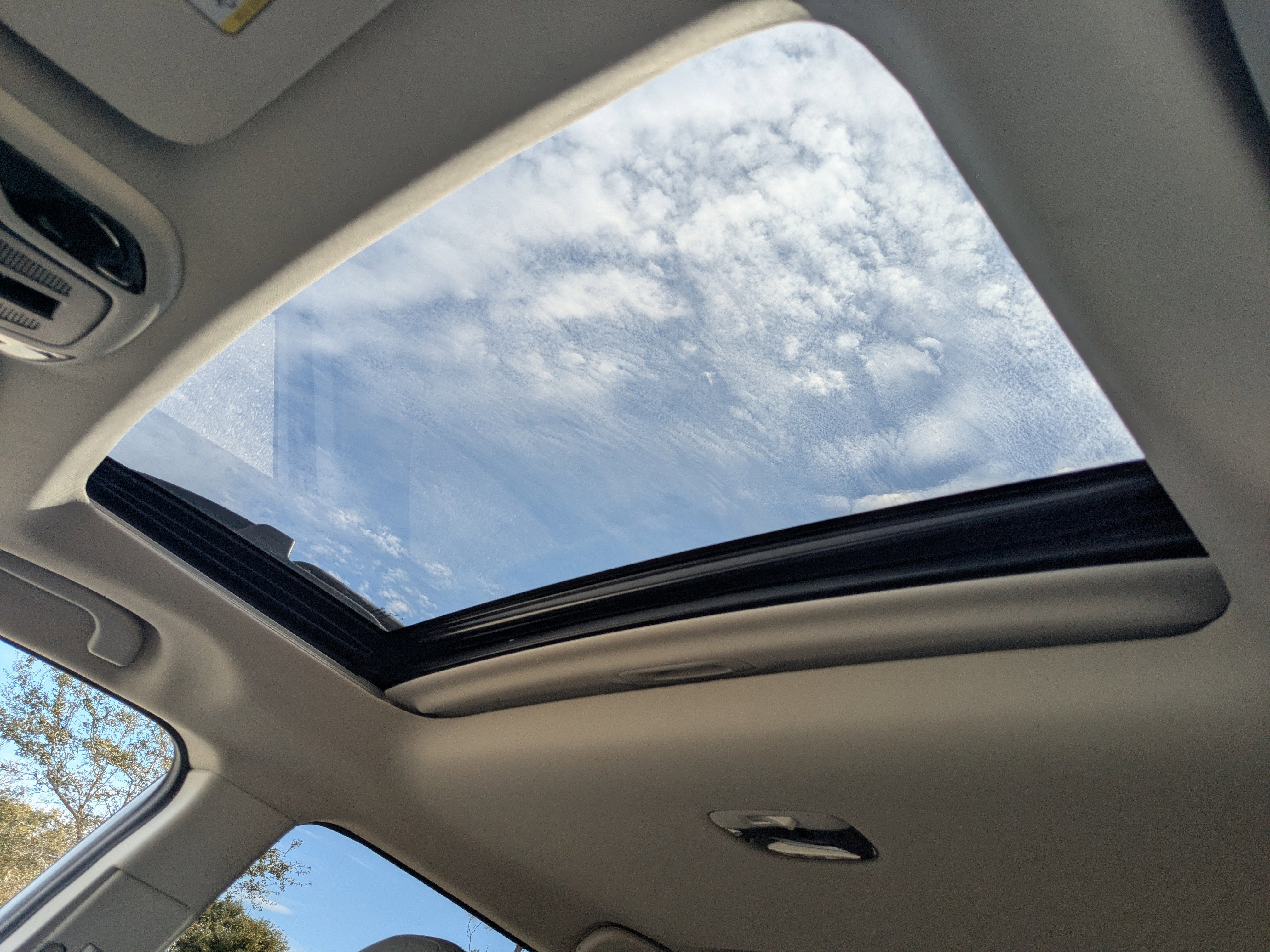 Used 2020 Subaru Outback Limited image 23