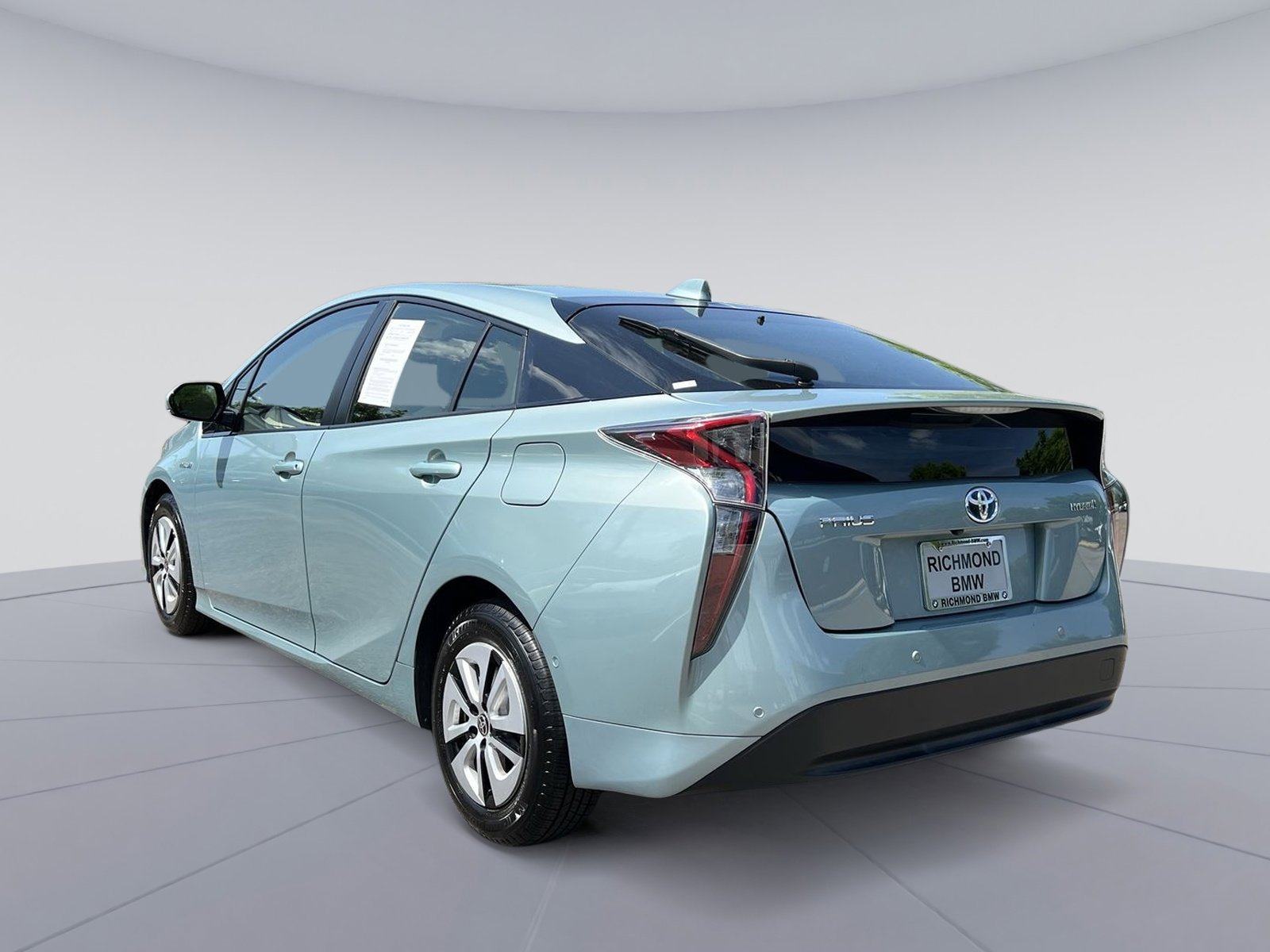Used 2018 Toyota Prius Four w/ Advanced Technology Package FWD image 7