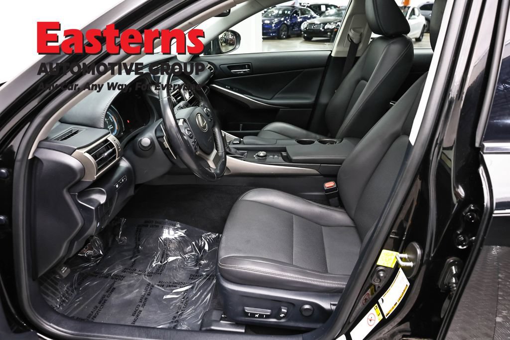 Used 2016 Lexus IS 300 AWD w/ Navigation System Package image 14