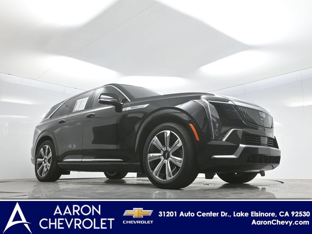 Used 2025 Cadillac Escalade IQ Luxury 2 w/ LPO, Premium Carpet Package AWD/4WD image 2