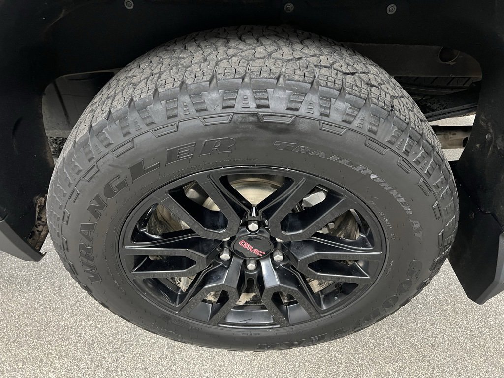 Used 2025 GMC Sierra 1500 Elevation w/ Elevation Premium Package image 20