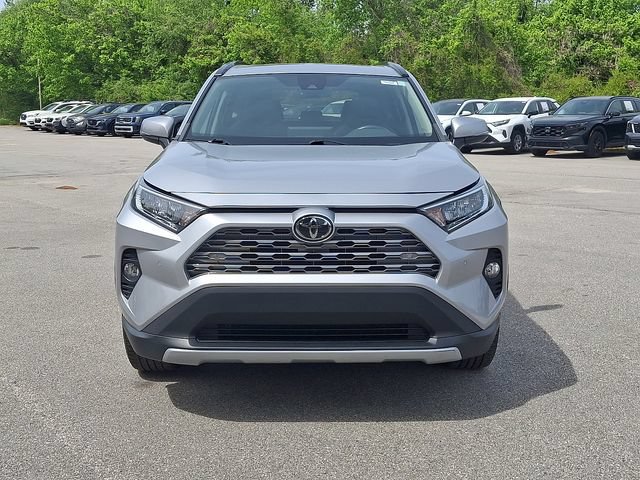 Used 2019 Toyota RAV4 Limited FWD image 2