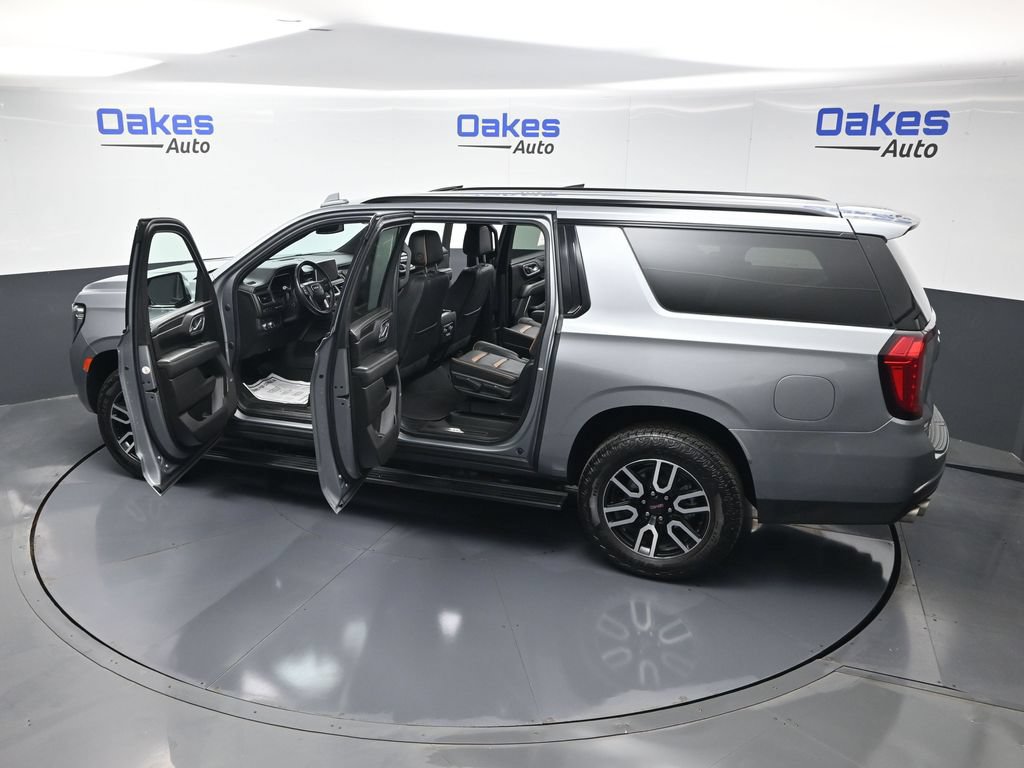 Used 2023 GMC Yukon XL AT4 w/ Technology Package AWD/4WD image 60