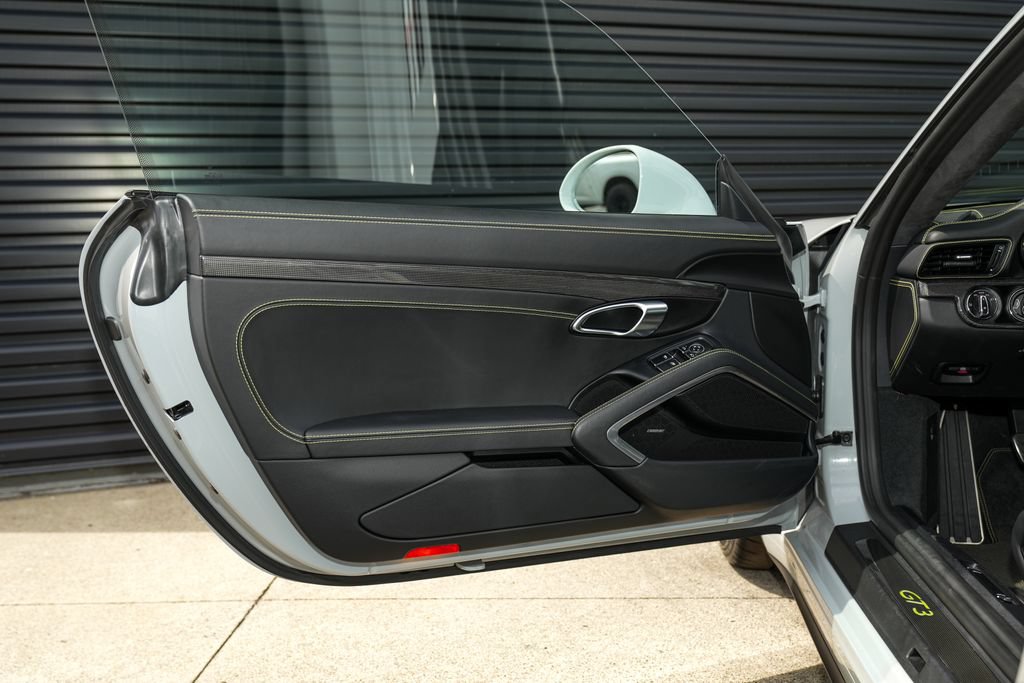 Certified 2018 Porsche 911 GT3 RWD image 18