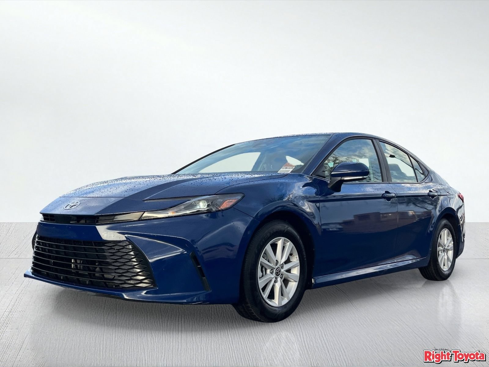 Used 2026 Toyota Camry LE FWD image 2