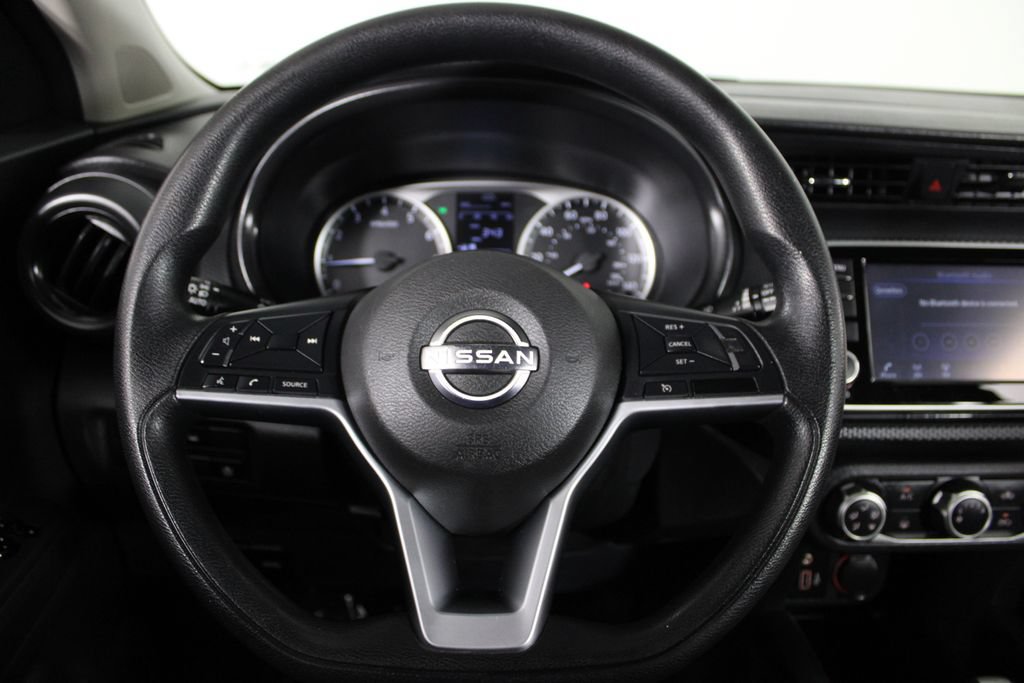 Certified 2022 Nissan Kicks S FWD image 10