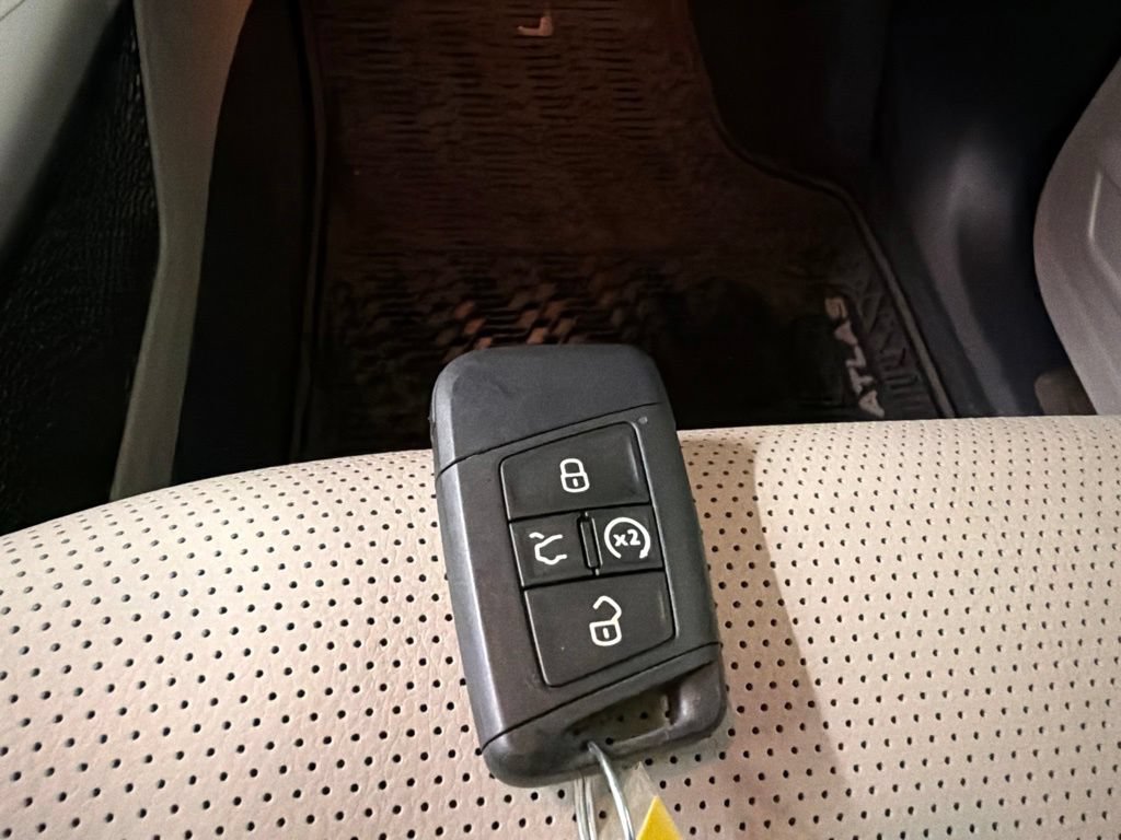 Used 2019 Volkswagen Atlas SEL Premium AWD/4WD image 37