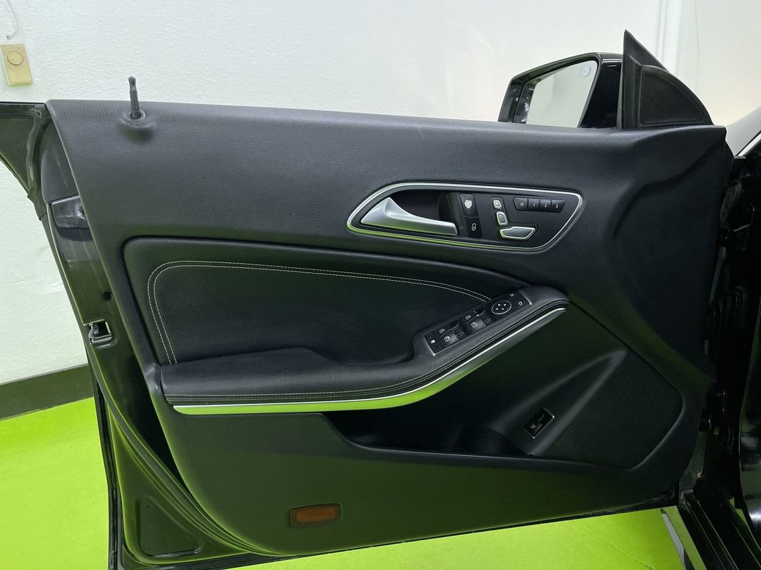 Used 2018 Mercedes-Benz CLA 250 image 15