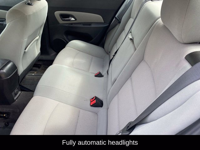 Used 2016 Chevrolet Cruze LT FWD image 14