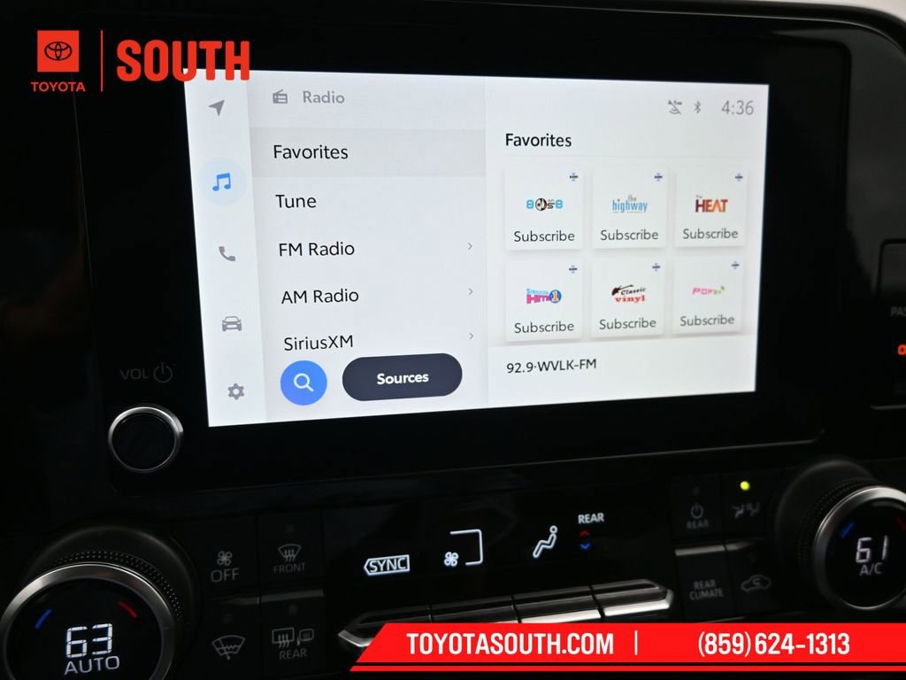 Used 2023 Toyota Highlander L image 16