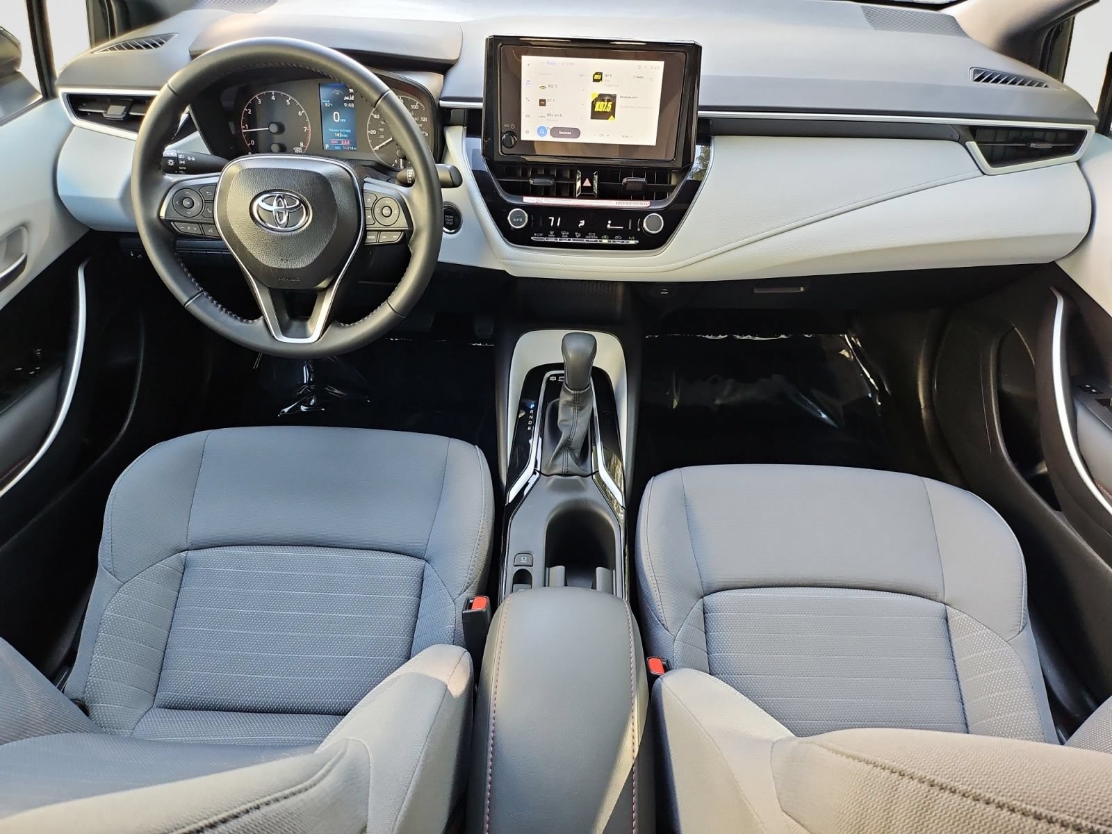 Used 2025 Toyota Corolla SE FWD image 16