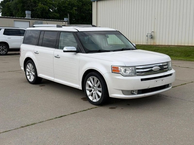 Used 2012 Ford Flex Limited w/ Equipment Group Order Code FWD image 1