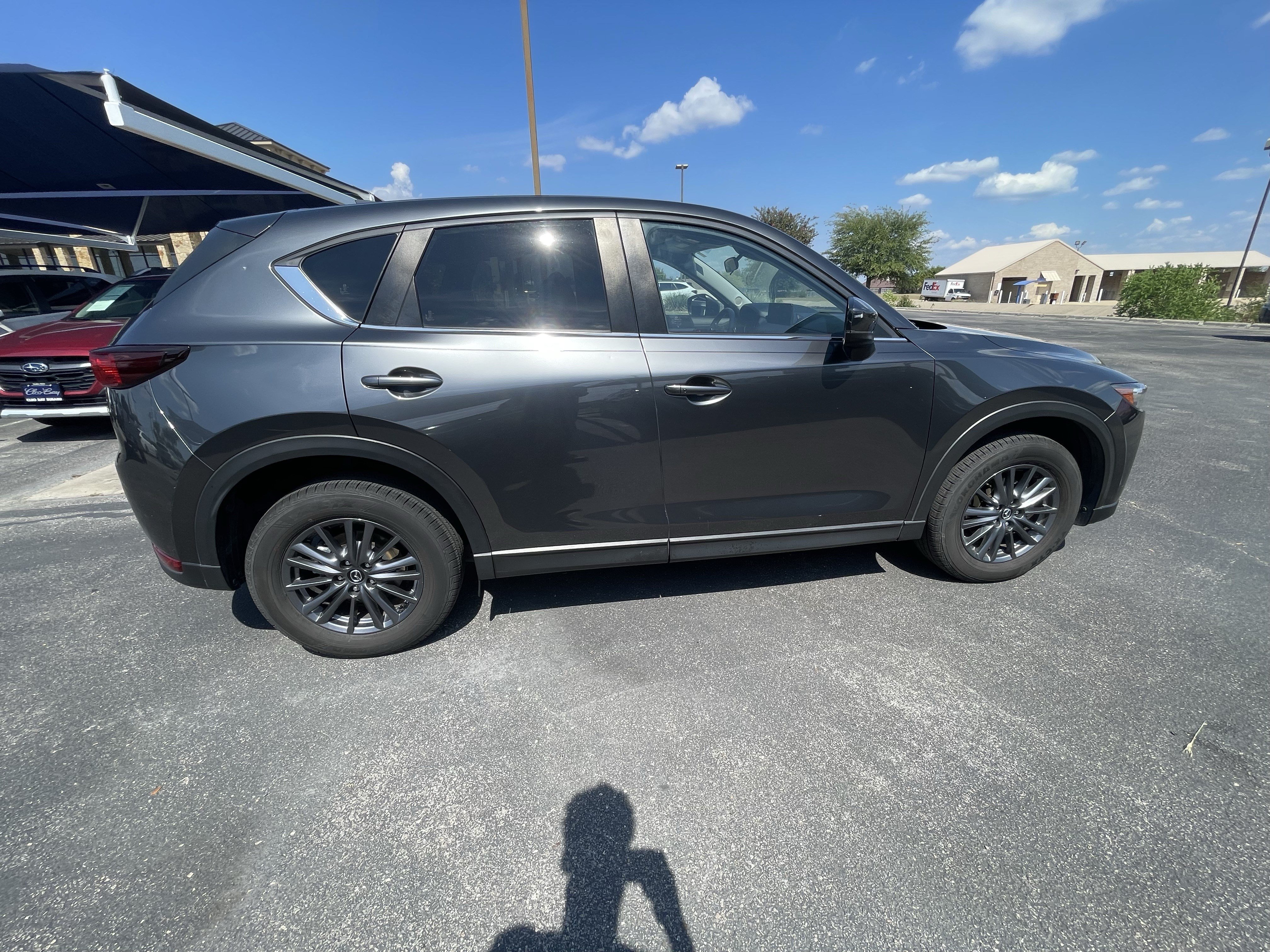 Used 2021 MAZDA CX-5 Touring FWD image 8
