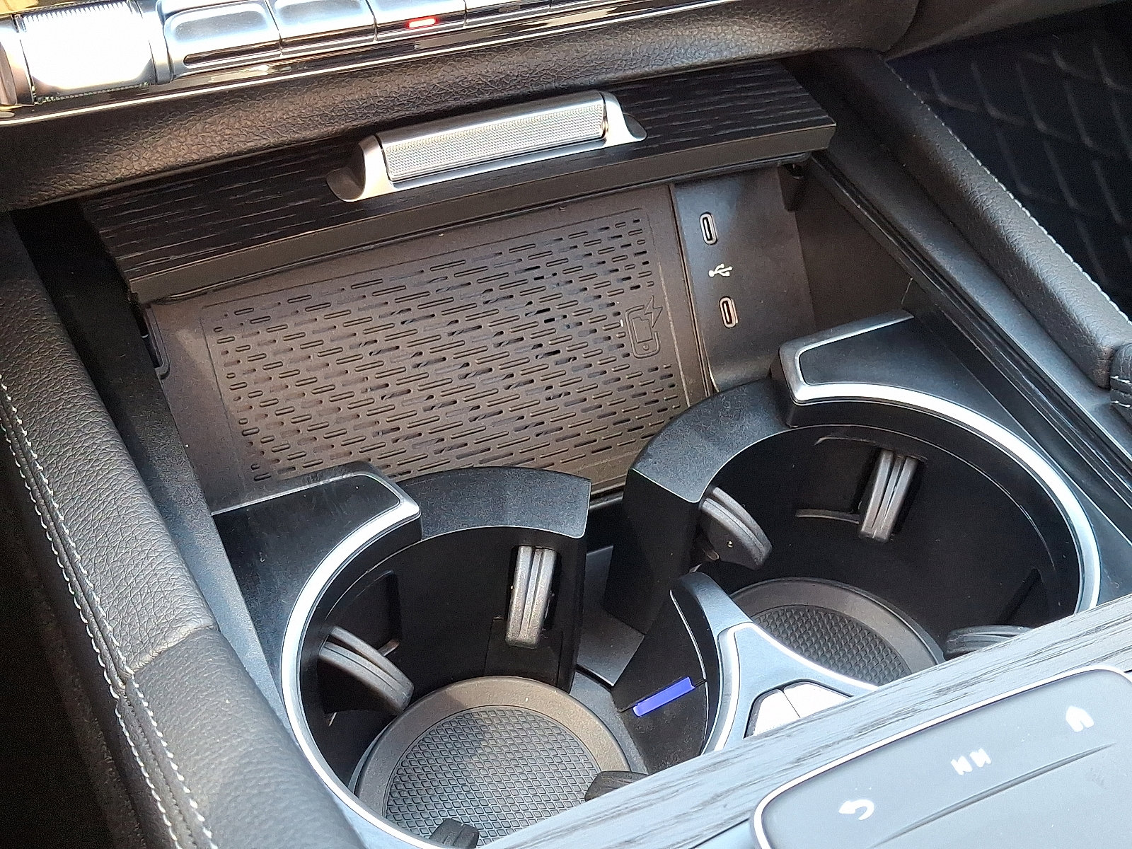 Used 2026 Mercedes-Benz GLS 450 4MATIC image 21