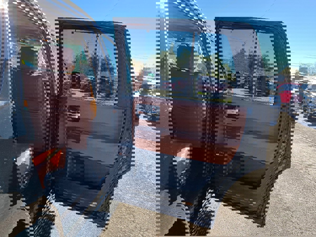 Used 2012 Toyota Sequoia Platinum image 38