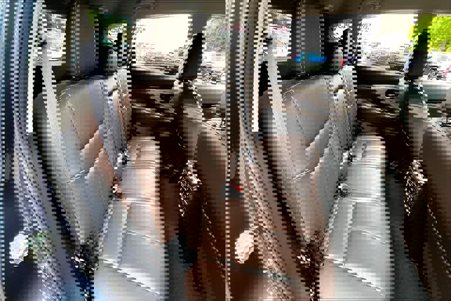 Used 2015 Nissan Murano Platinum w/ Cargo Package w/Cover image 19