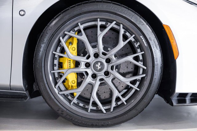 Used 2020 Ferrari F8 Tributo image 33