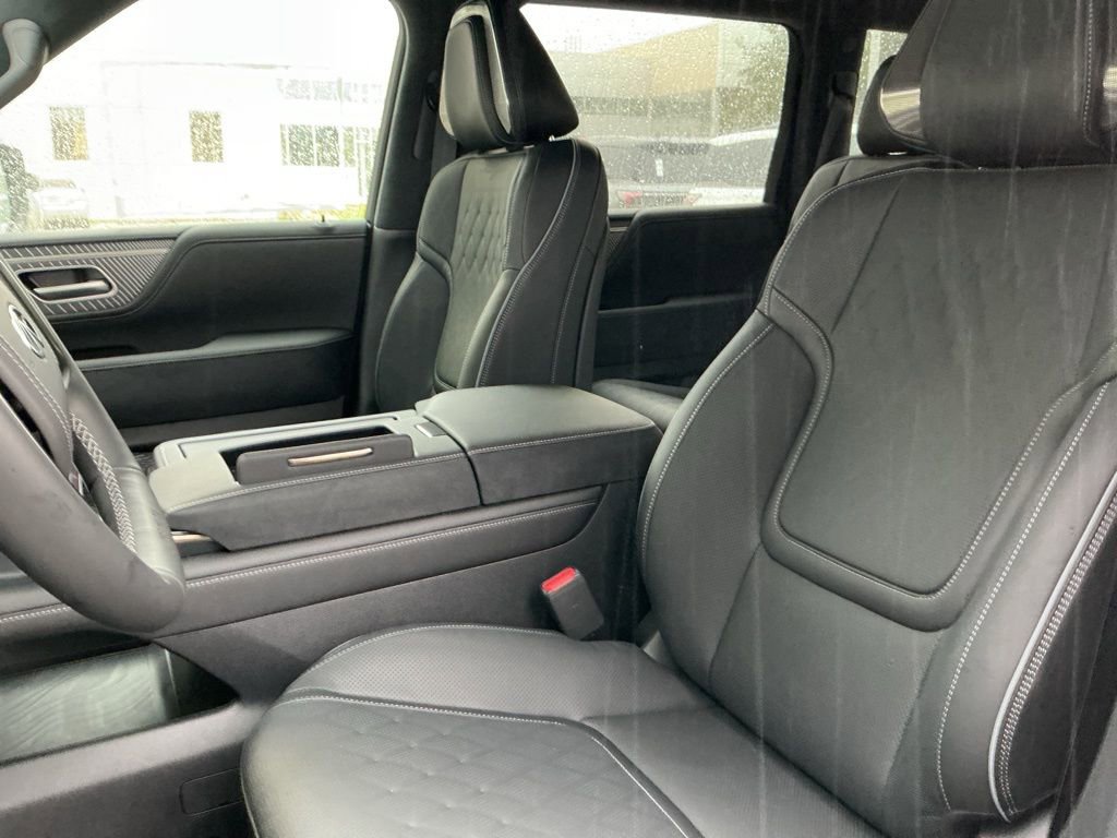 New 2026 INFINITI QX80 Autograph w/ Premium Cargo Package AWD/4WD image 19