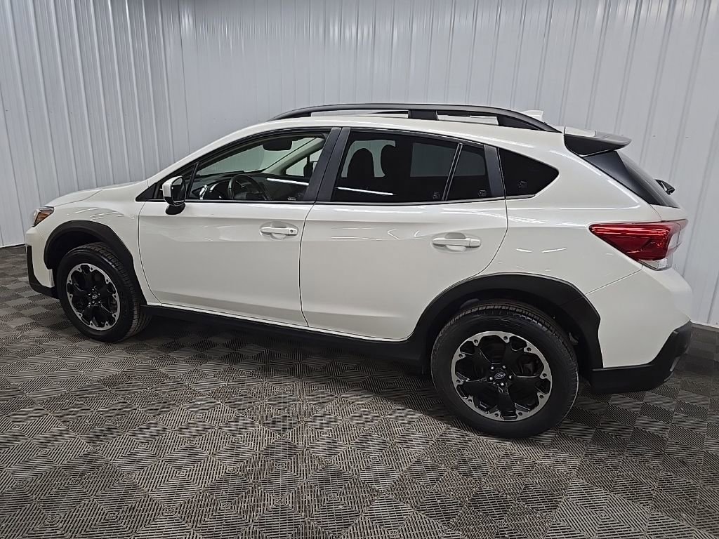 Used 2023 Subaru Crosstrek 2.0i Premium image 4