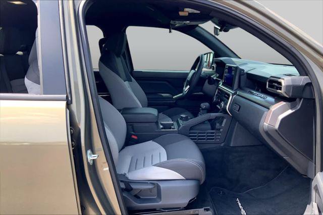 Certified 2025 Toyota Tacoma TRD Sport AWD/4WD image 9