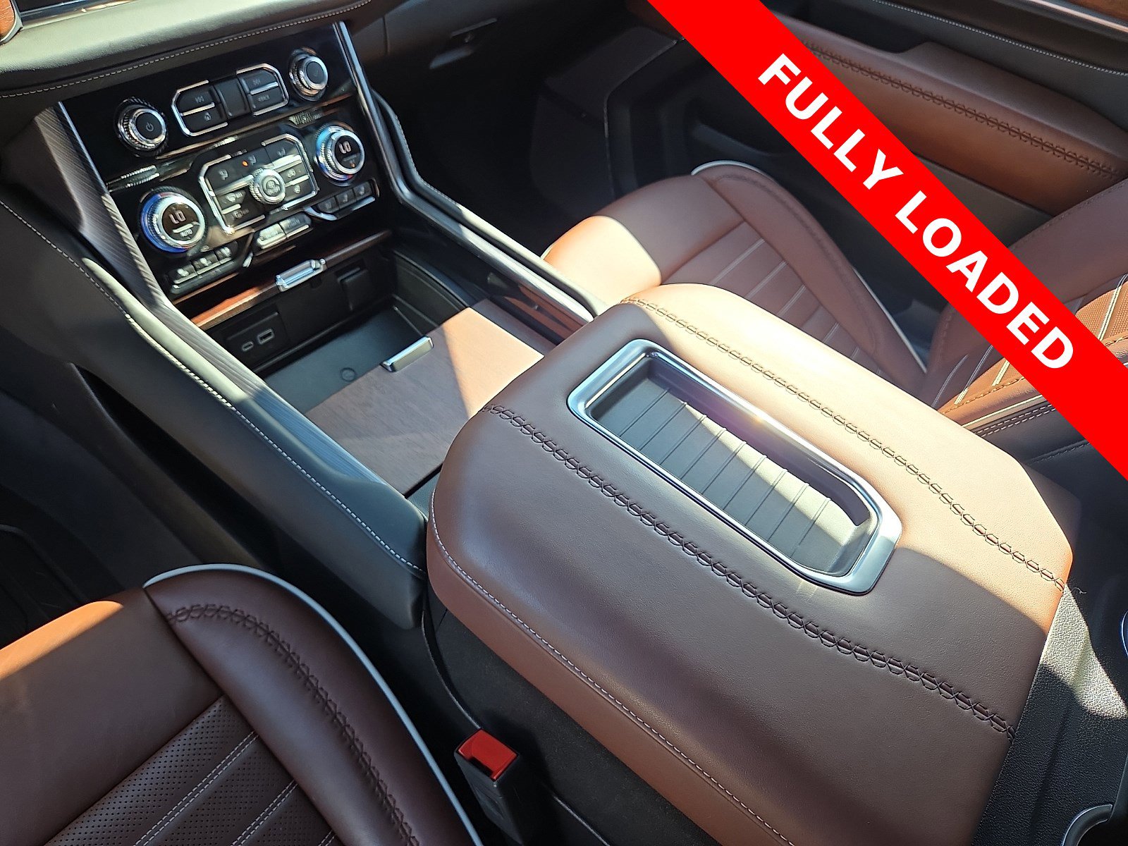 Used 2023 GMC Yukon Denali Ultimate image 25