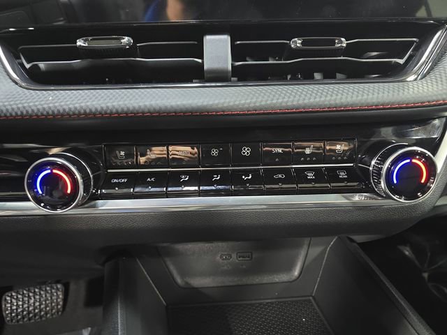 New 2026 Chevrolet Equinox RS image 22