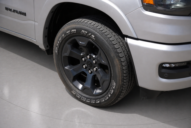 Used 2025 RAM 1500 Lone Star AWD/4WD image 9