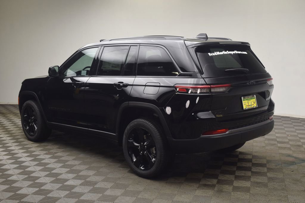 New 2026 Jeep Grand Cherokee Limited w/ Limited Altitude Package image 13