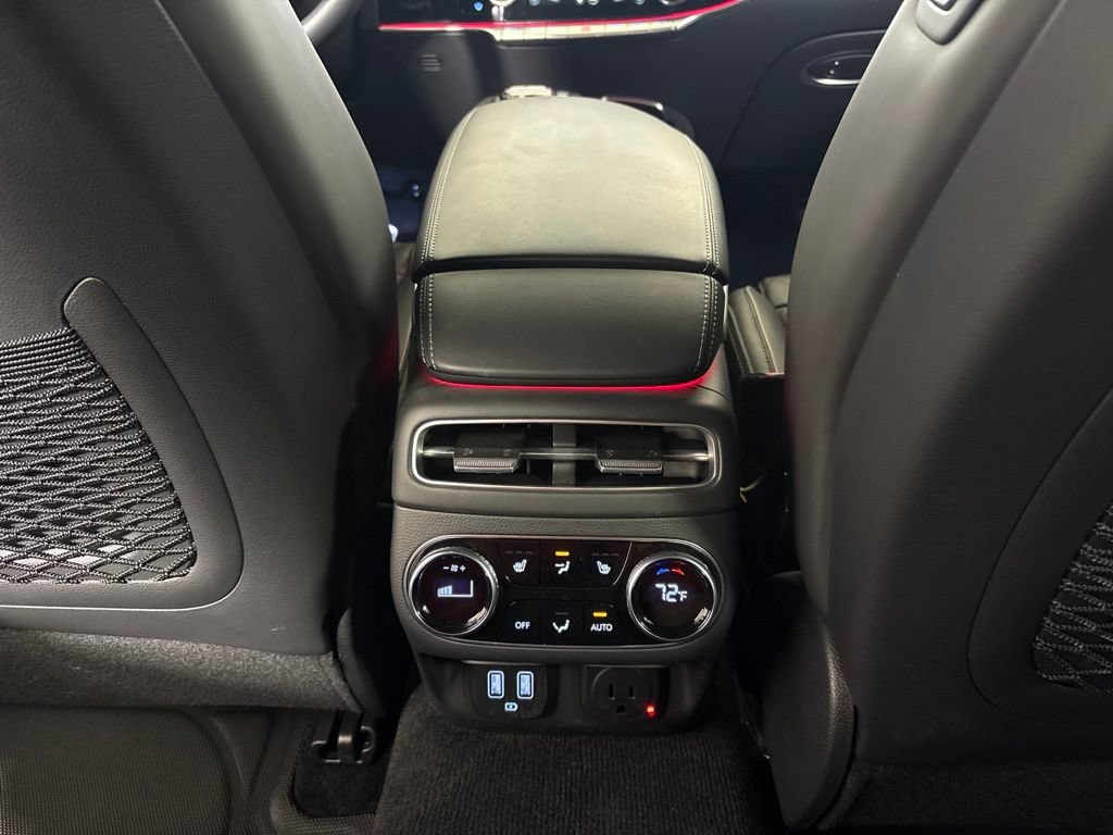 Used 2023 Genesis GV70 3.5T Sport w/ Sport Prestige Package AWD/4WD image 29