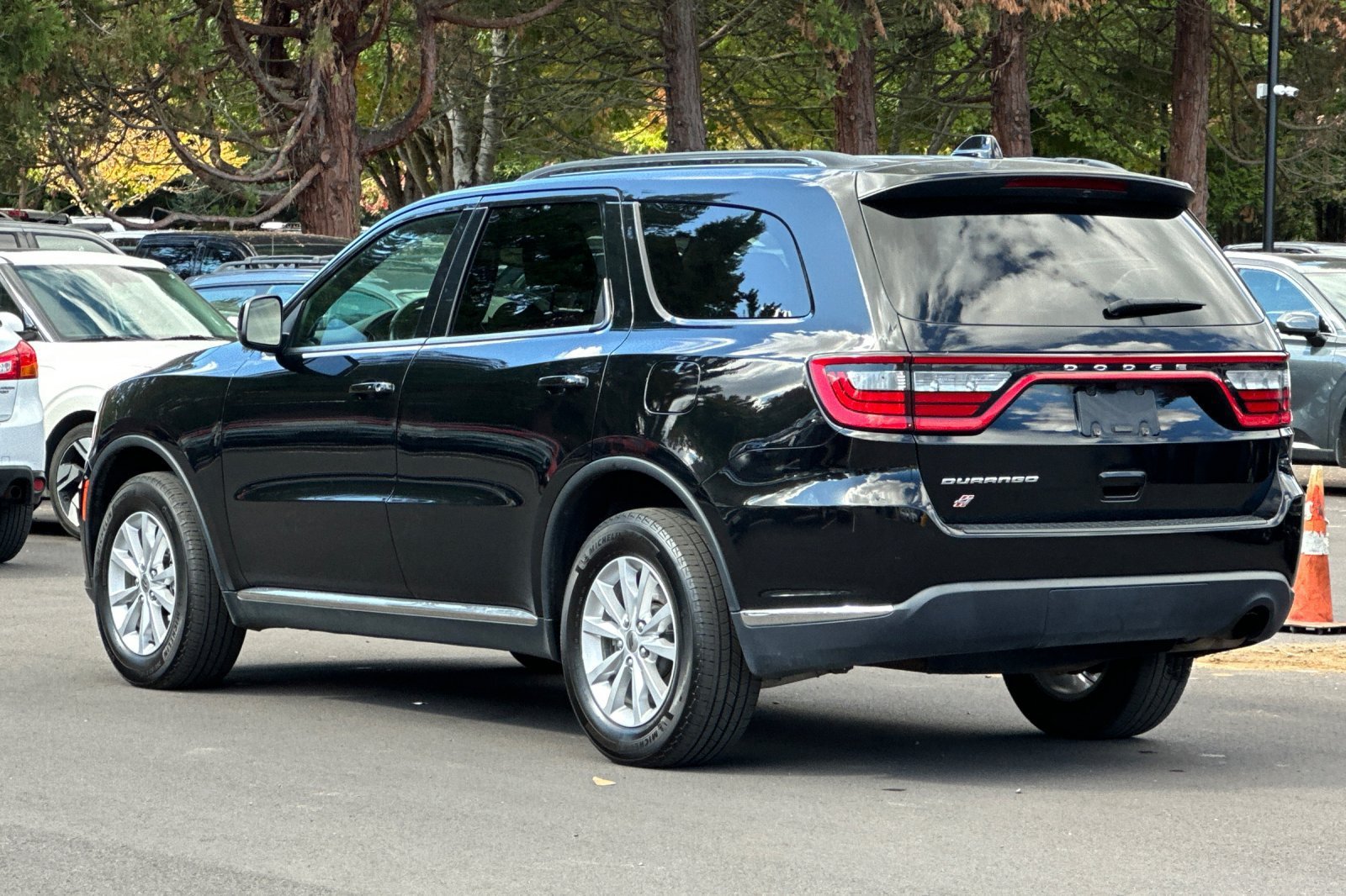 Used 2024 Dodge Durango SXT AWD/4WD image 6