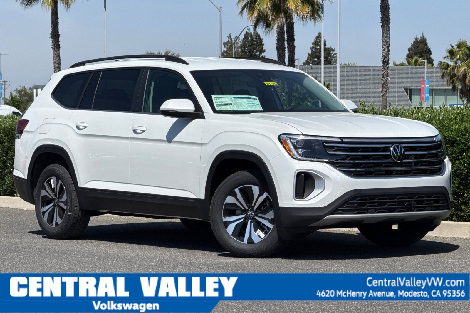 New 2026 Volkswagen Atlas SE FWD image 1