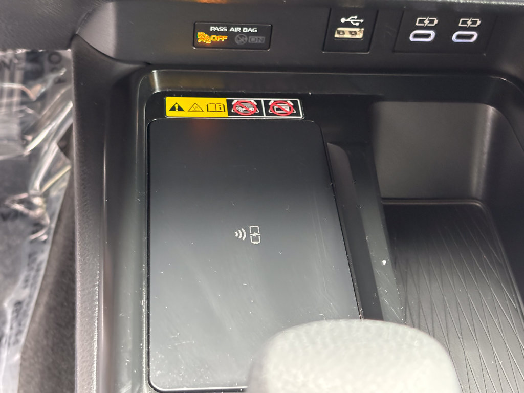 Used 2026 Toyota Camry LE FWD image 19
