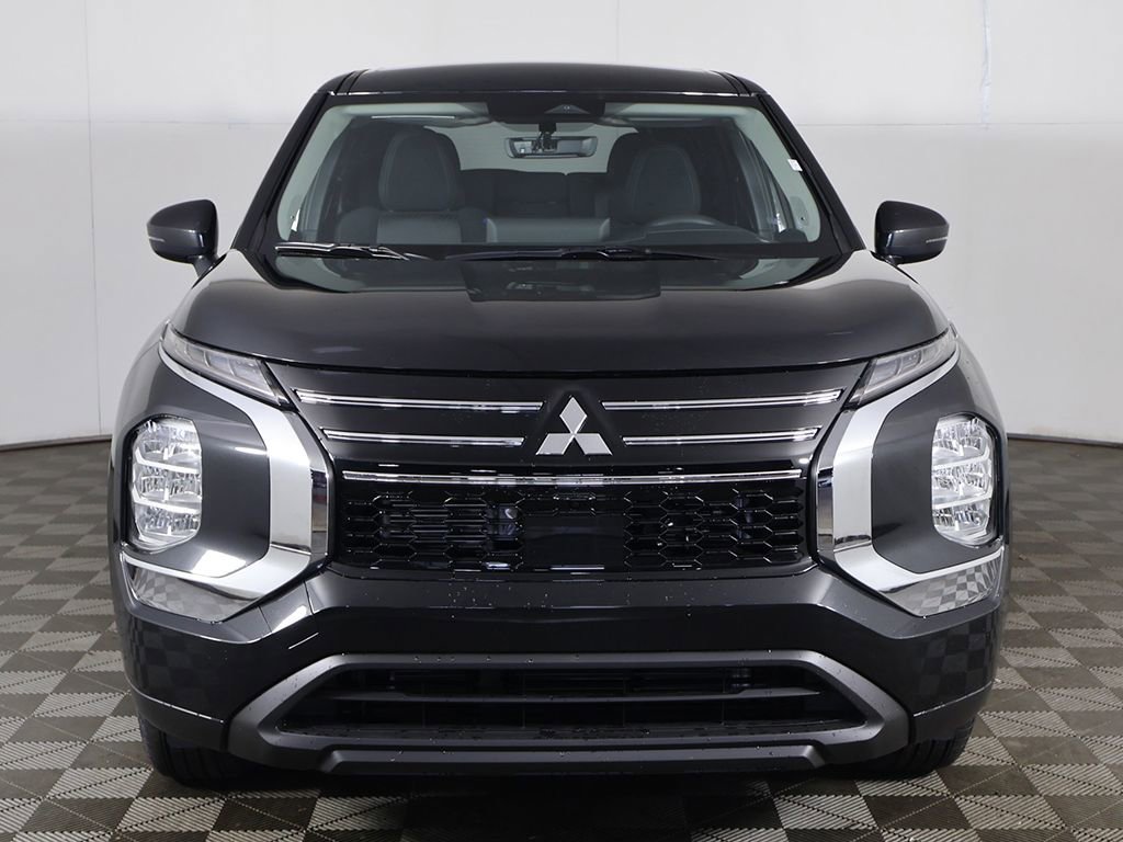 New 2026 Mitsubishi Outlander ES FWD image 10