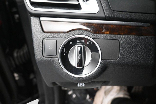 Used 2015 Mercedes-Benz E 400 Cabriolet image 17