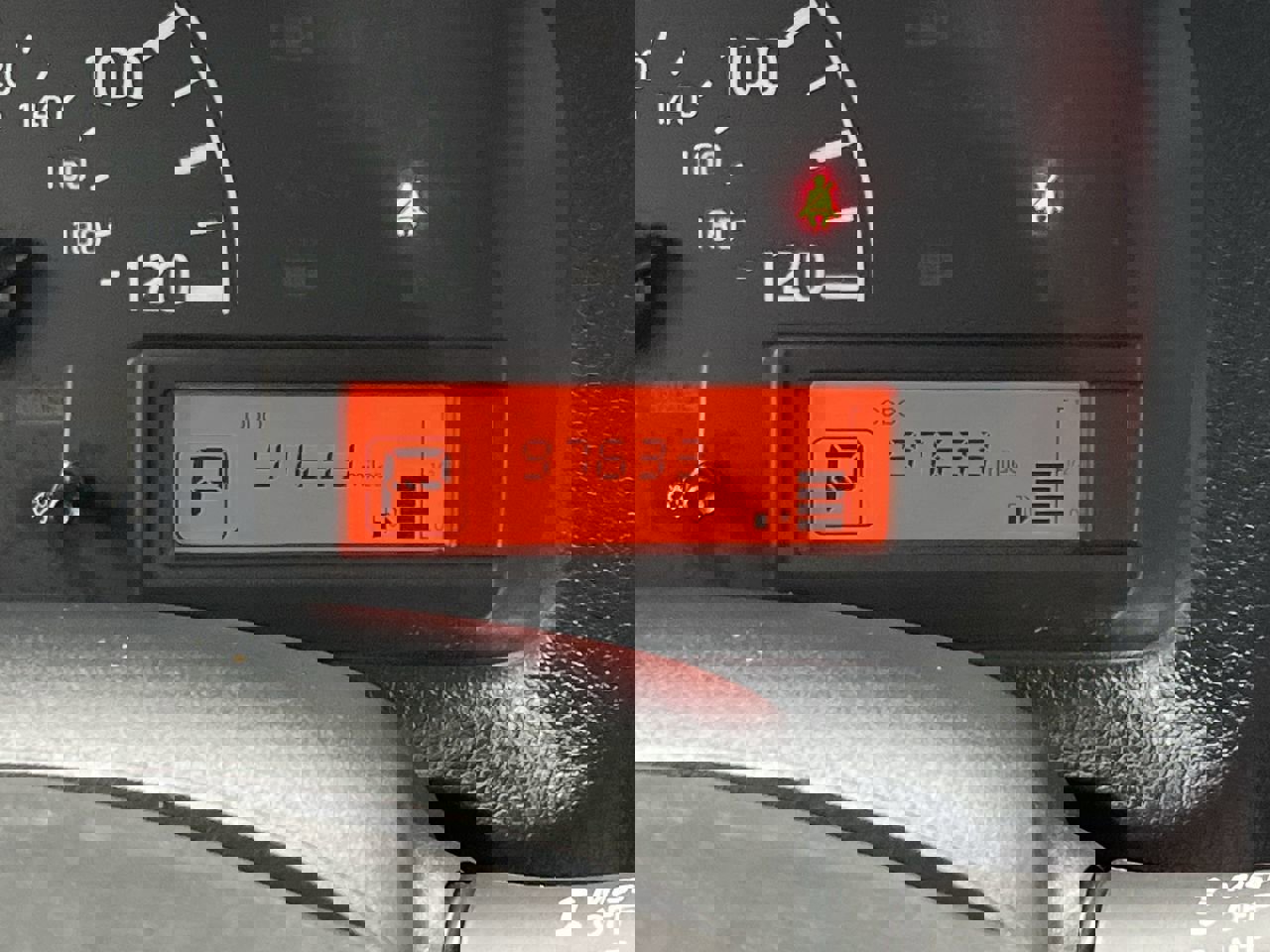 Used 2020 Nissan NV200 S image 11