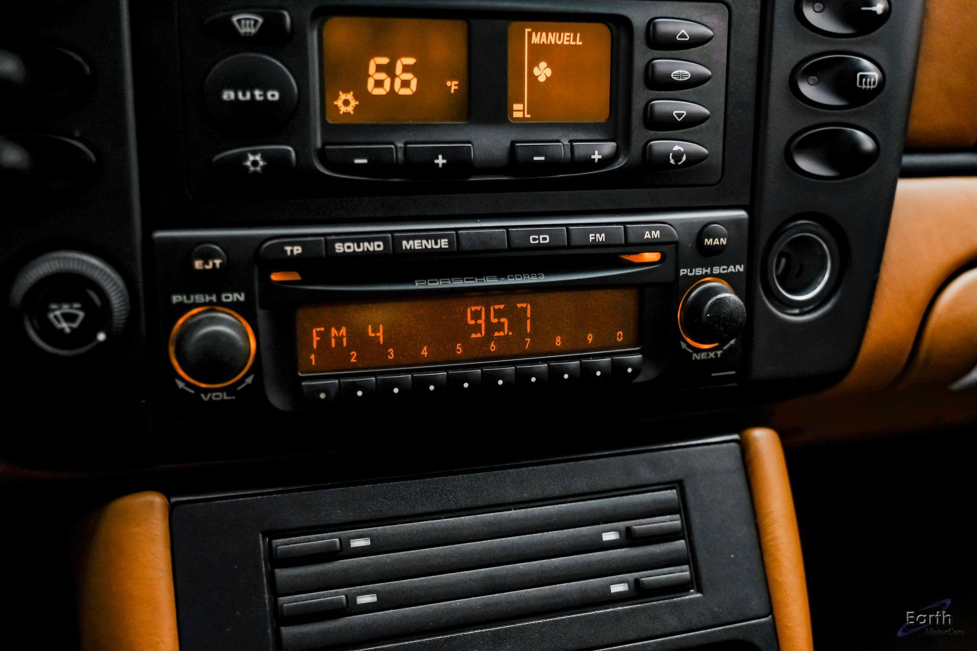 Used 2004 Porsche 911 GT3 image 64