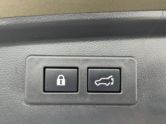 Used 2025 Subaru Outback Onyx Edition AWD/4WD image 27