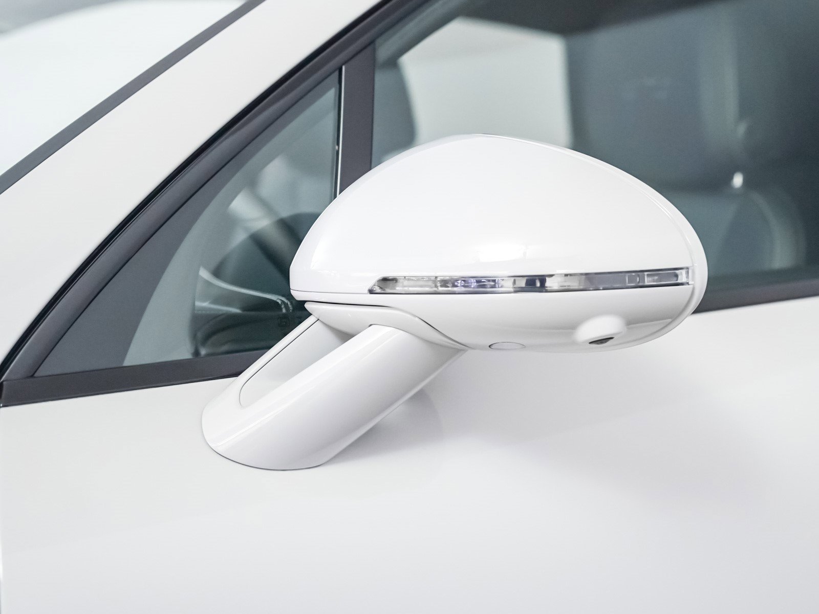 Used 2026 Porsche Macan GTS image 28