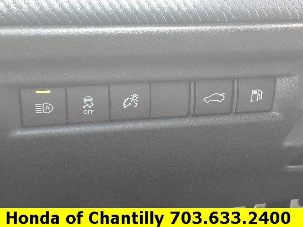 Used 2026 Toyota Camry SE FWD image 21