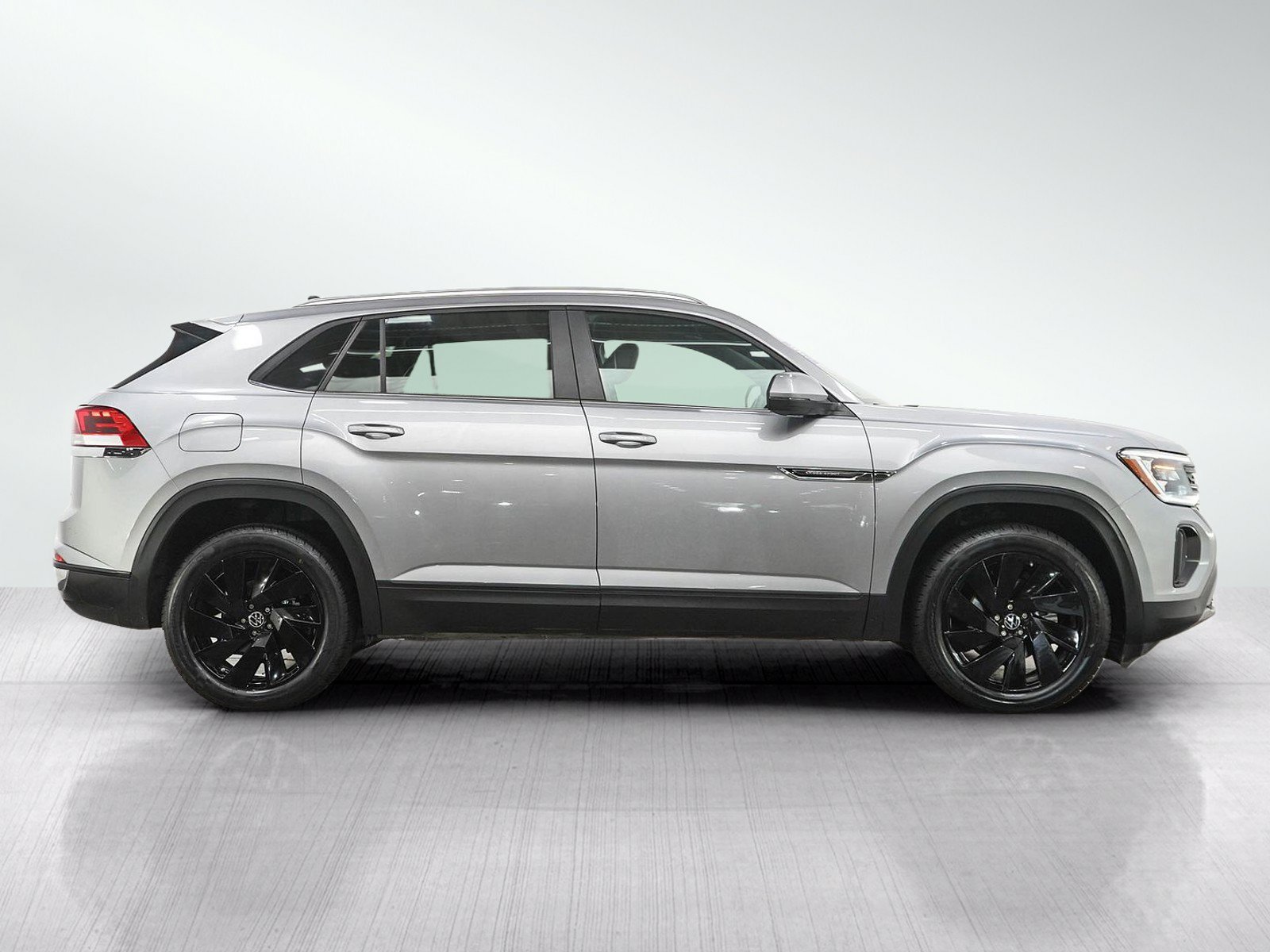 Used 2026 Volkswagen Atlas Cross Sport SE AWD/4WD image 6