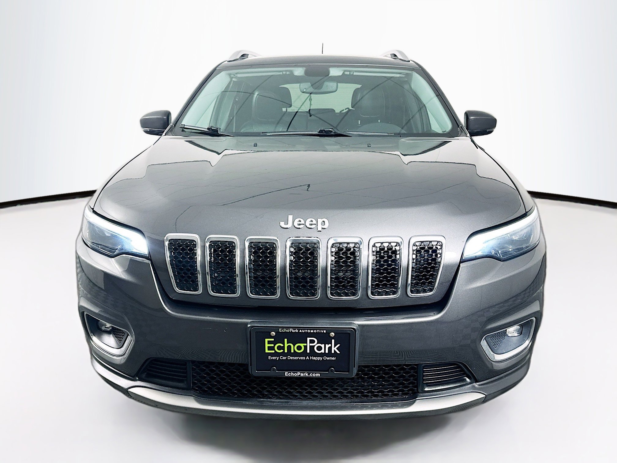 Used 2019 Jeep Cherokee Limited image 2
