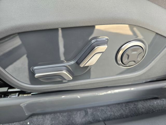 New 2026 Kia EV9 Wind image 23
