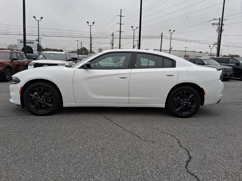 Used 2023 Dodge Charger SXT w/ Blacktop Package image 8