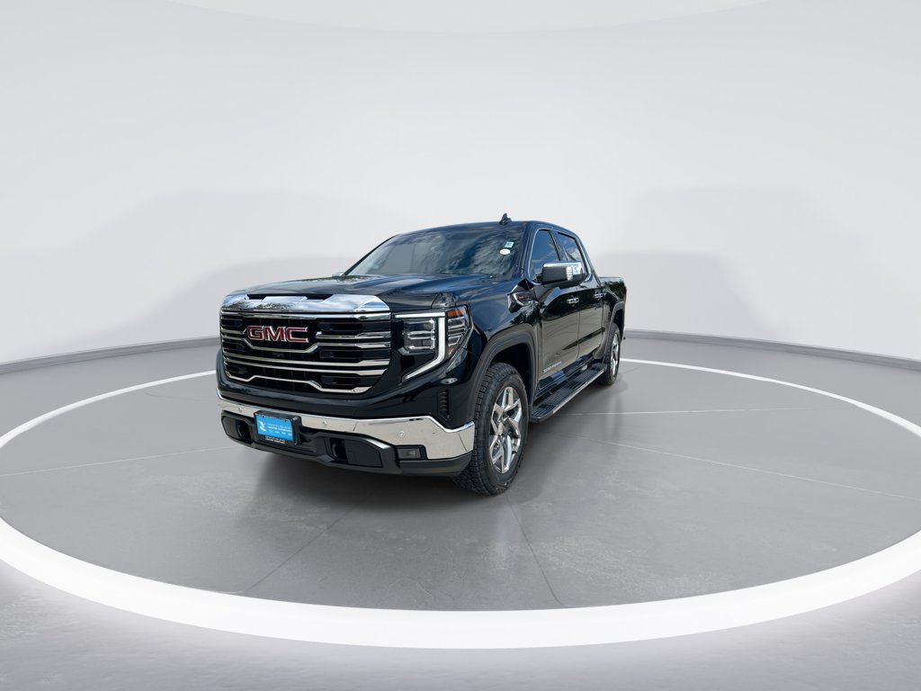 Certified 2025 GMC Sierra 1500 SLT w/ SLT Premium Plus Package AWD/4WD image 4