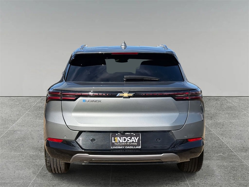 Used 2024 Chevrolet Equinox EV LT image 11